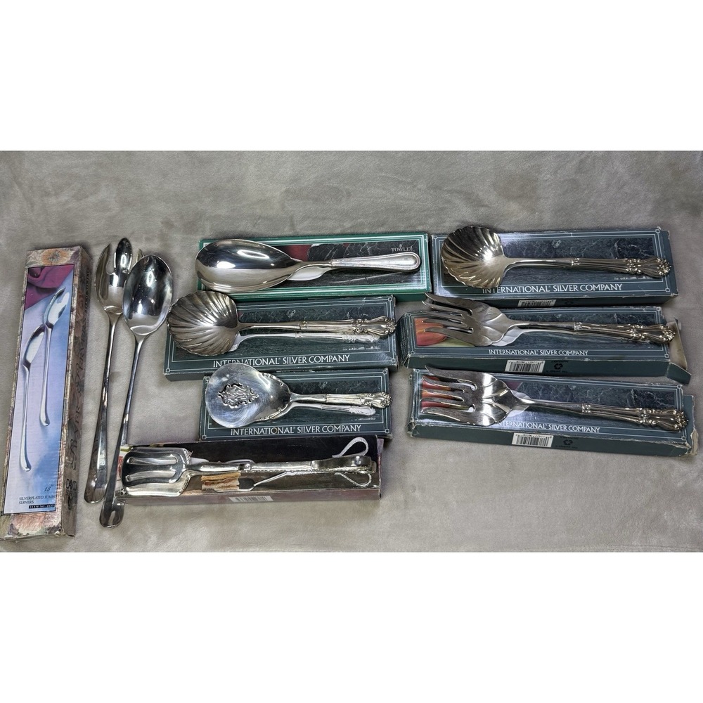 Vintage International Silver Co. Serving‎ Set set of 8 Spoon Tong Fork Davco Box